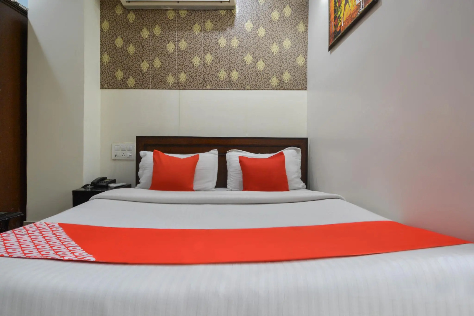 OYO 48542 Hotel Capital