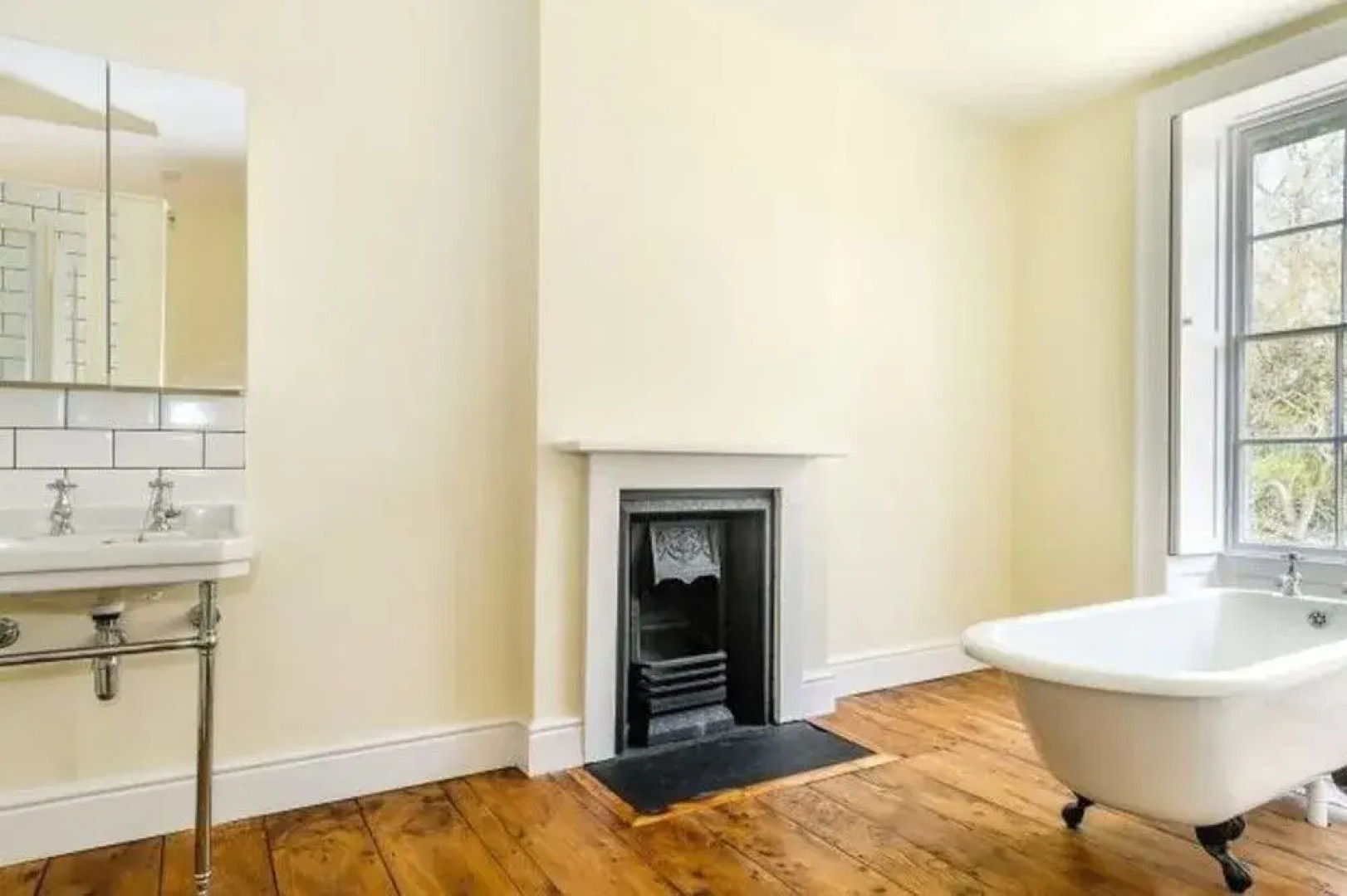 The Modern Duke’s Retreat - Stunning 6BDR Manor Guest House