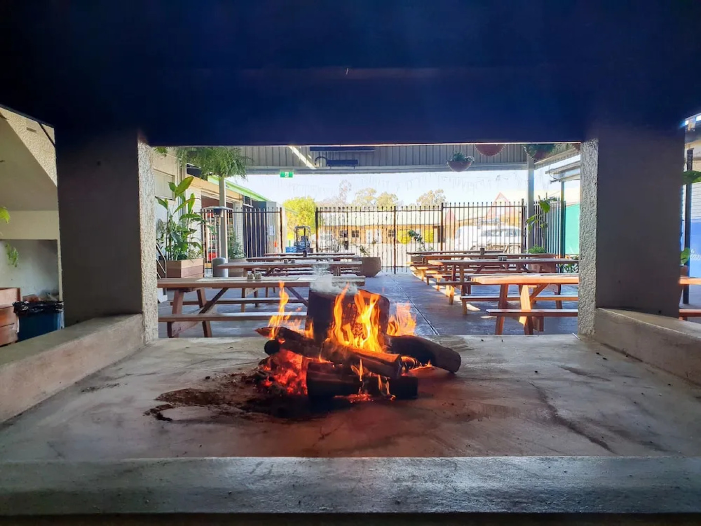 The Australian Hotel St George