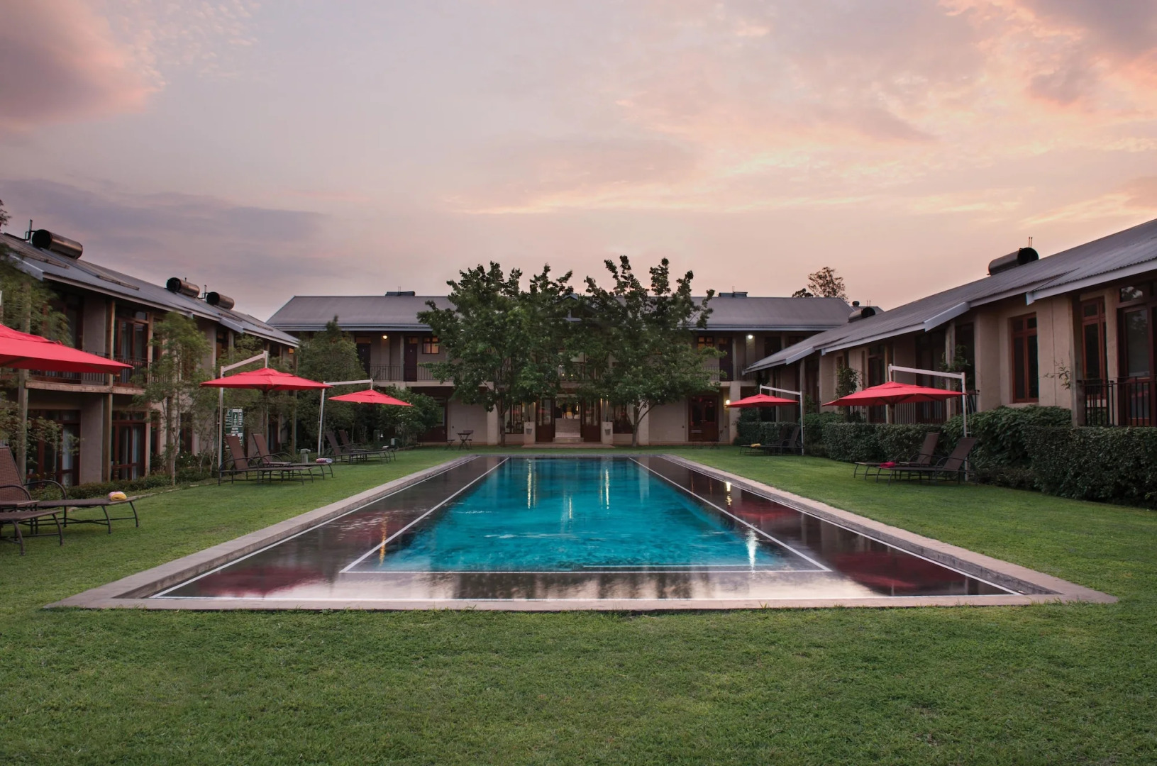 Casterbridge Hollow Boutique Hotel