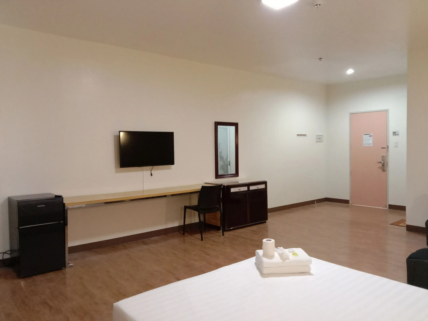 Meaco Royal Hotel- Lucena