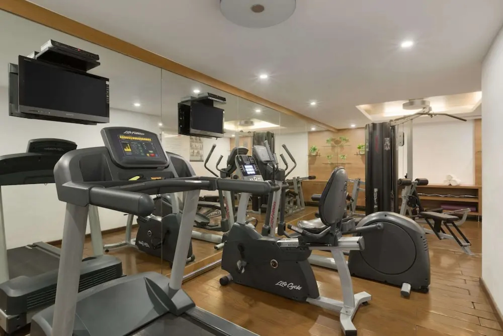 Comfort Inn Marina Towers