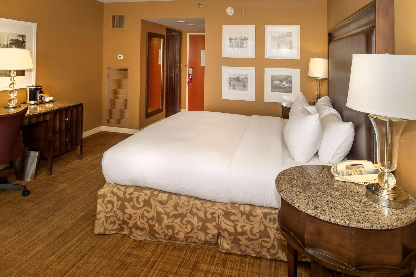 Hilton St. Louis Airport