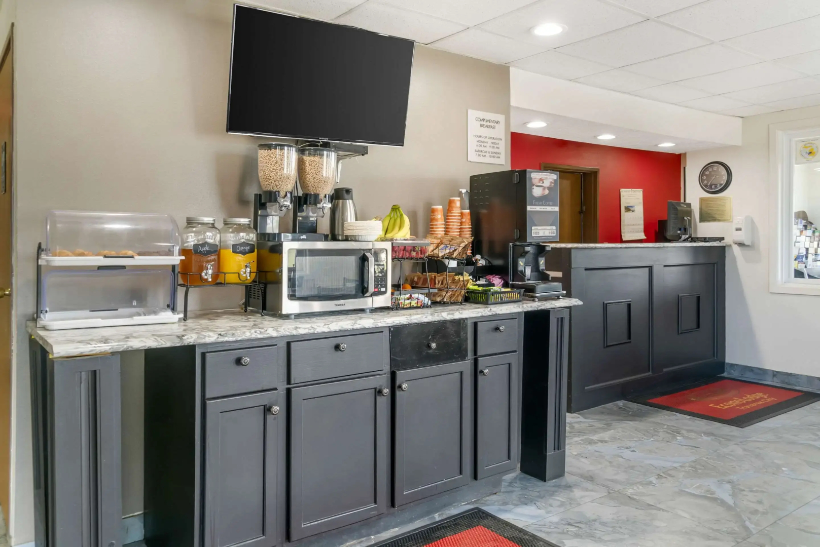 Econo Lodge Traverse City South