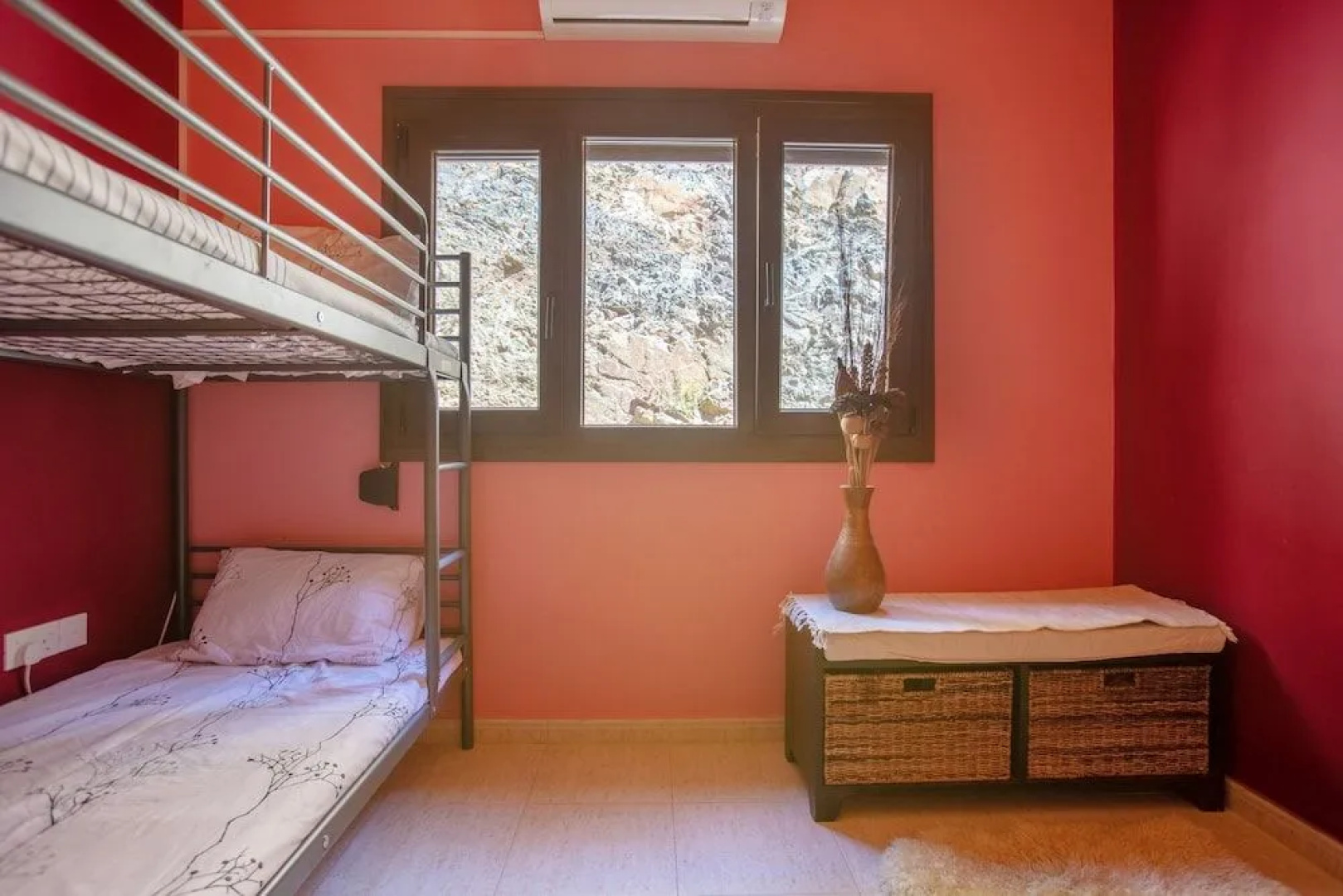 Satori Hut - Hostel