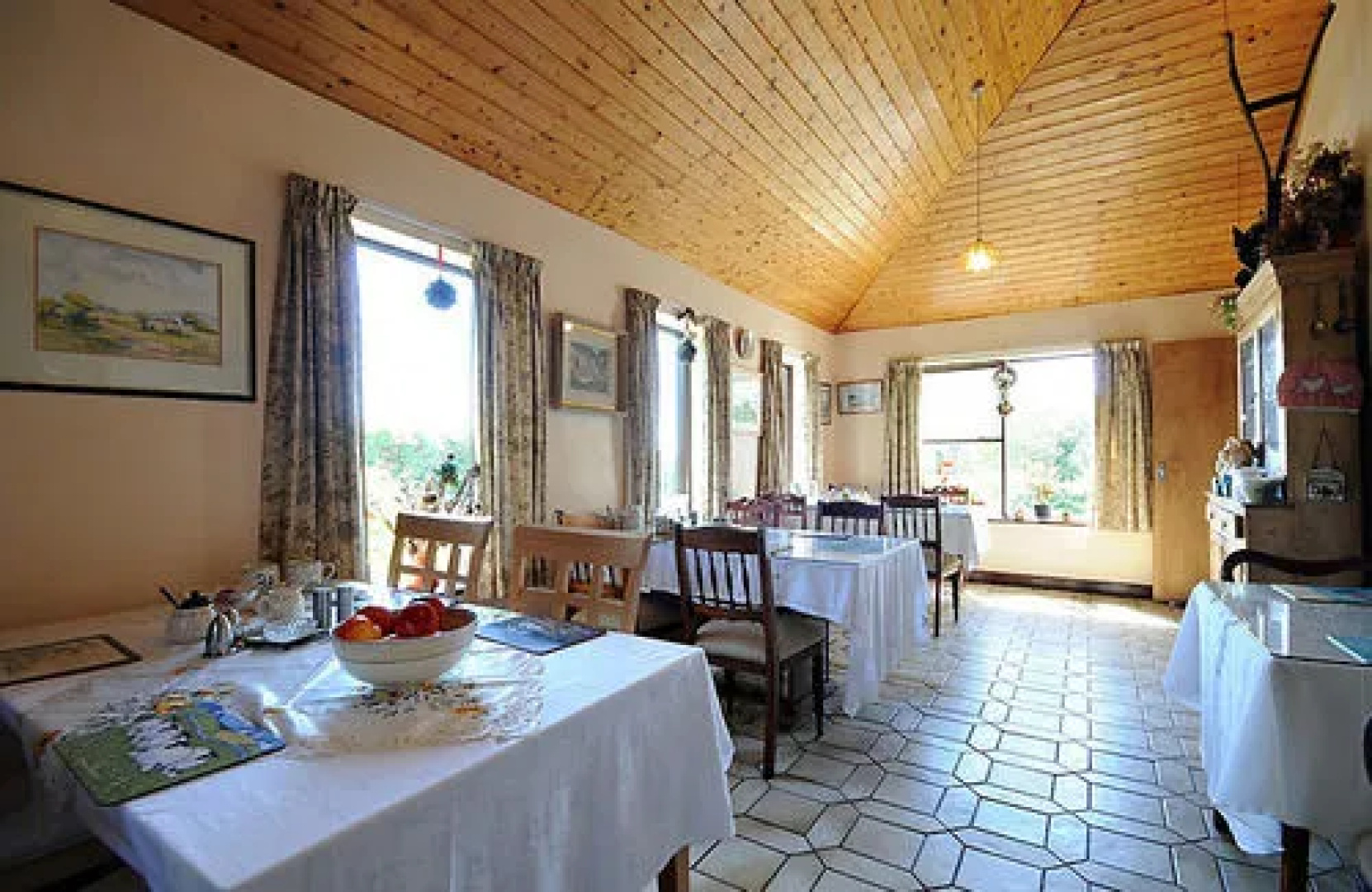Clinton'S Woodview Farmhouse