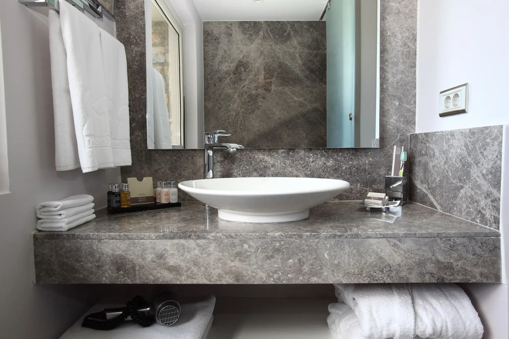No:81 Hotel
