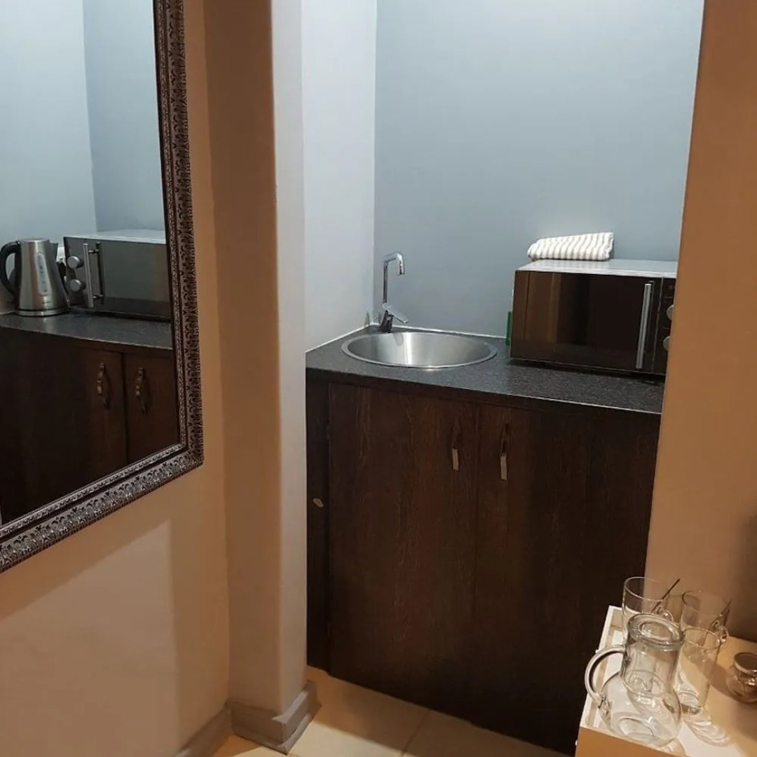 Graceland Guest House