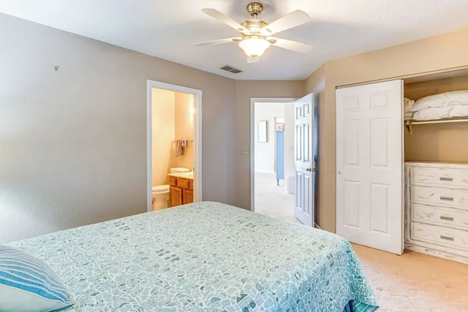 Patio, Views & Pools: Lake of the Ozarks Condo!