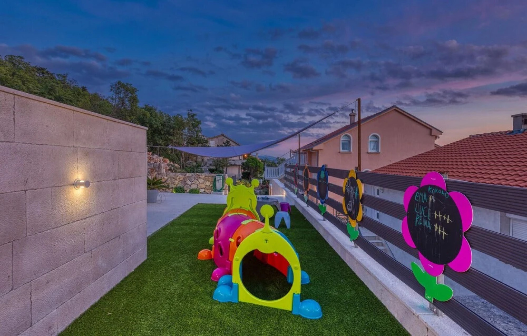 Nice Home in Dramalj With Wifi, 2 Bedrooms and Outdoor Swimming Pool