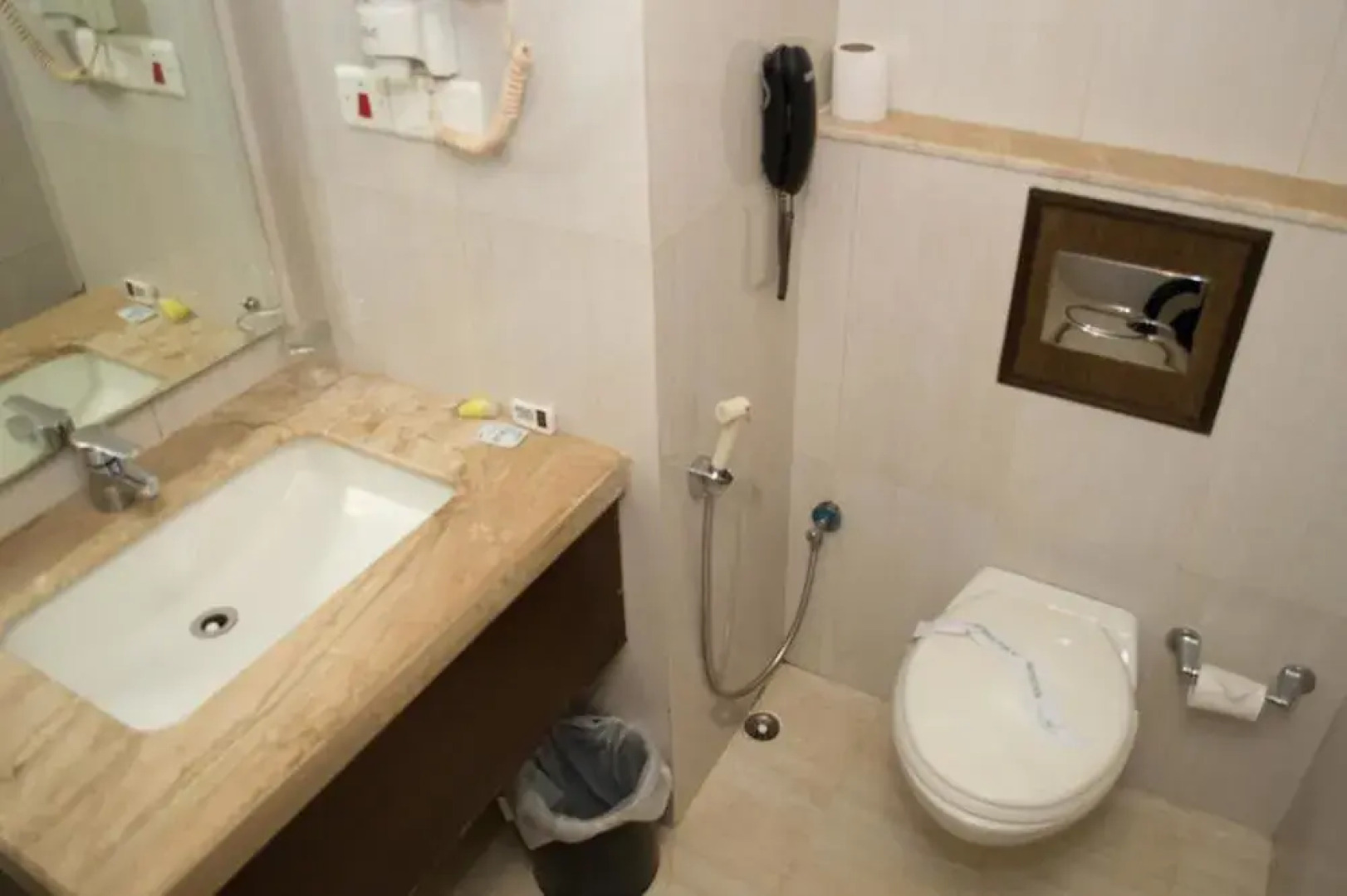 OYO 1533 Resort near Barabati Stadium