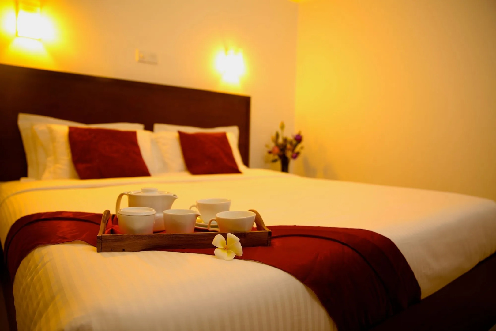 Whispering Palms Hotel