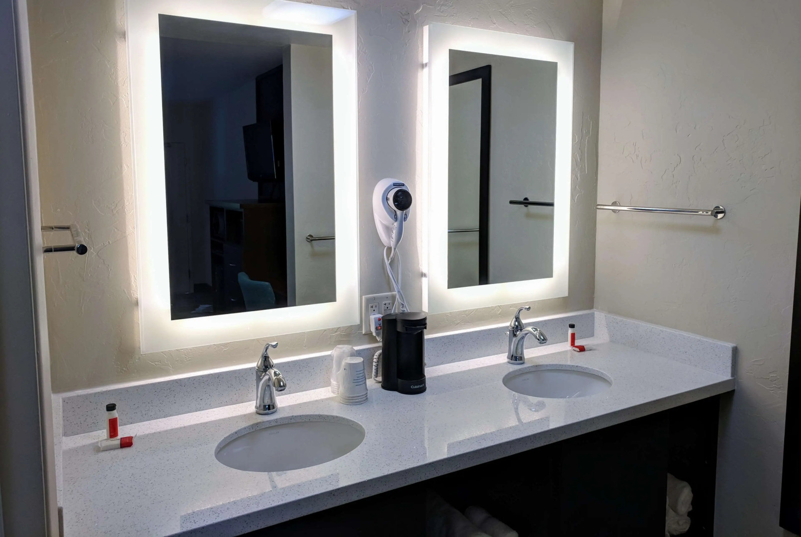 Days Inn by Wyndham Prescott