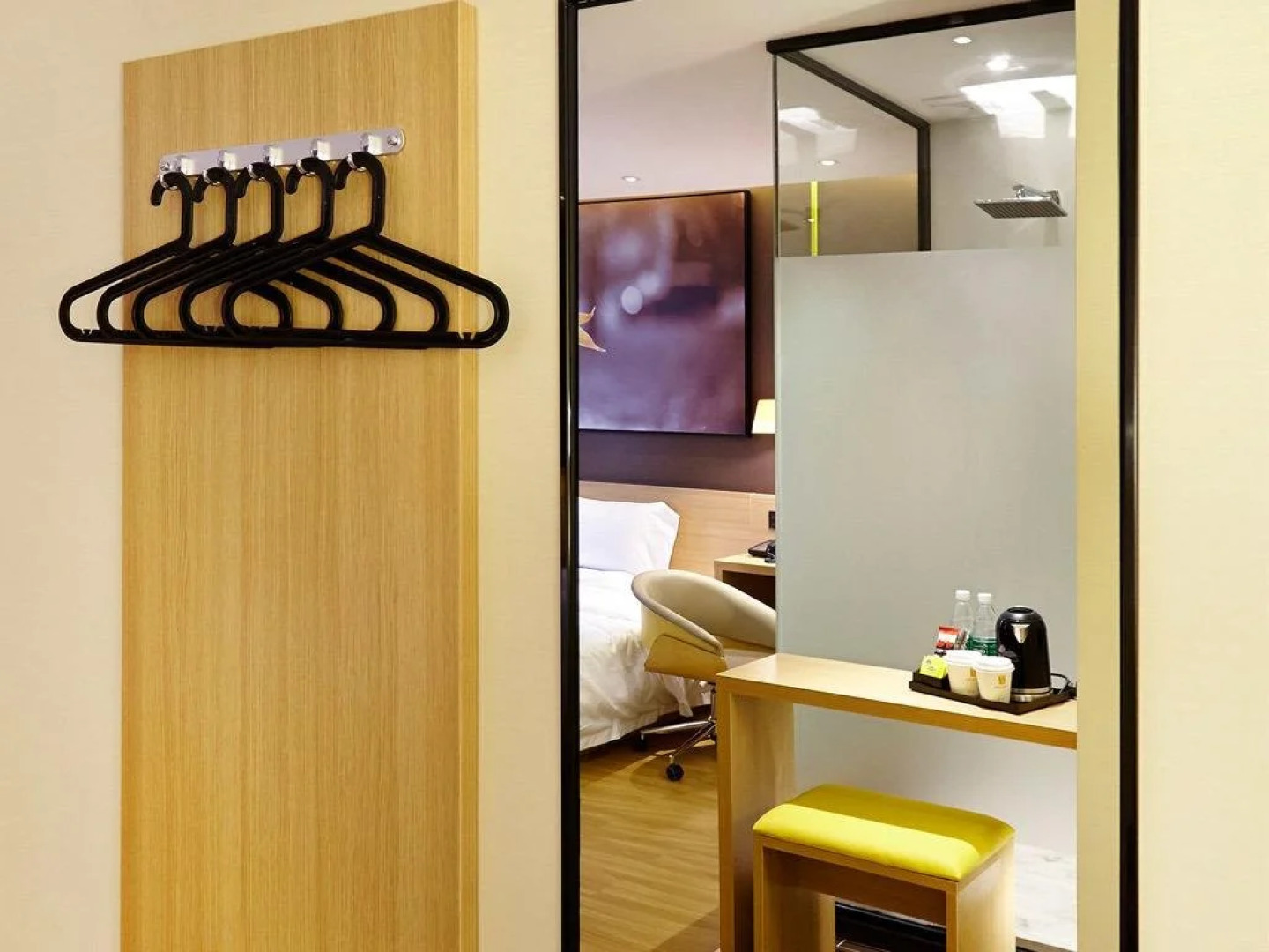 7Days Premium Xinxiang Railway Station