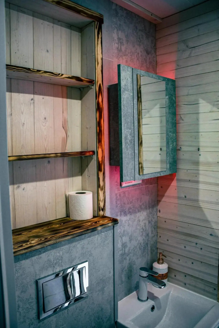 Tiny house near Viljandi lake