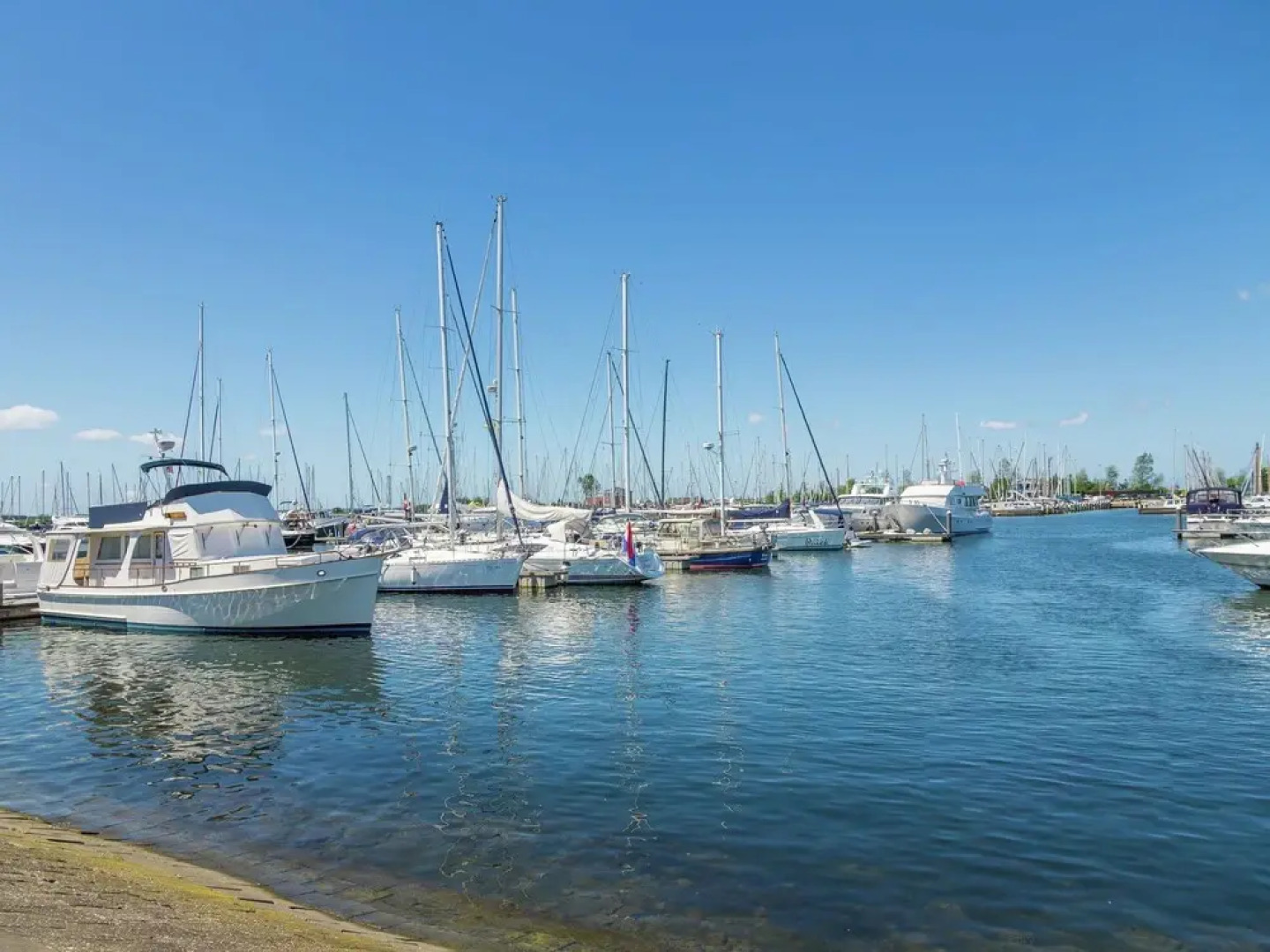 Stately Villa With two Bathrooms, 9 km. From Rockanje