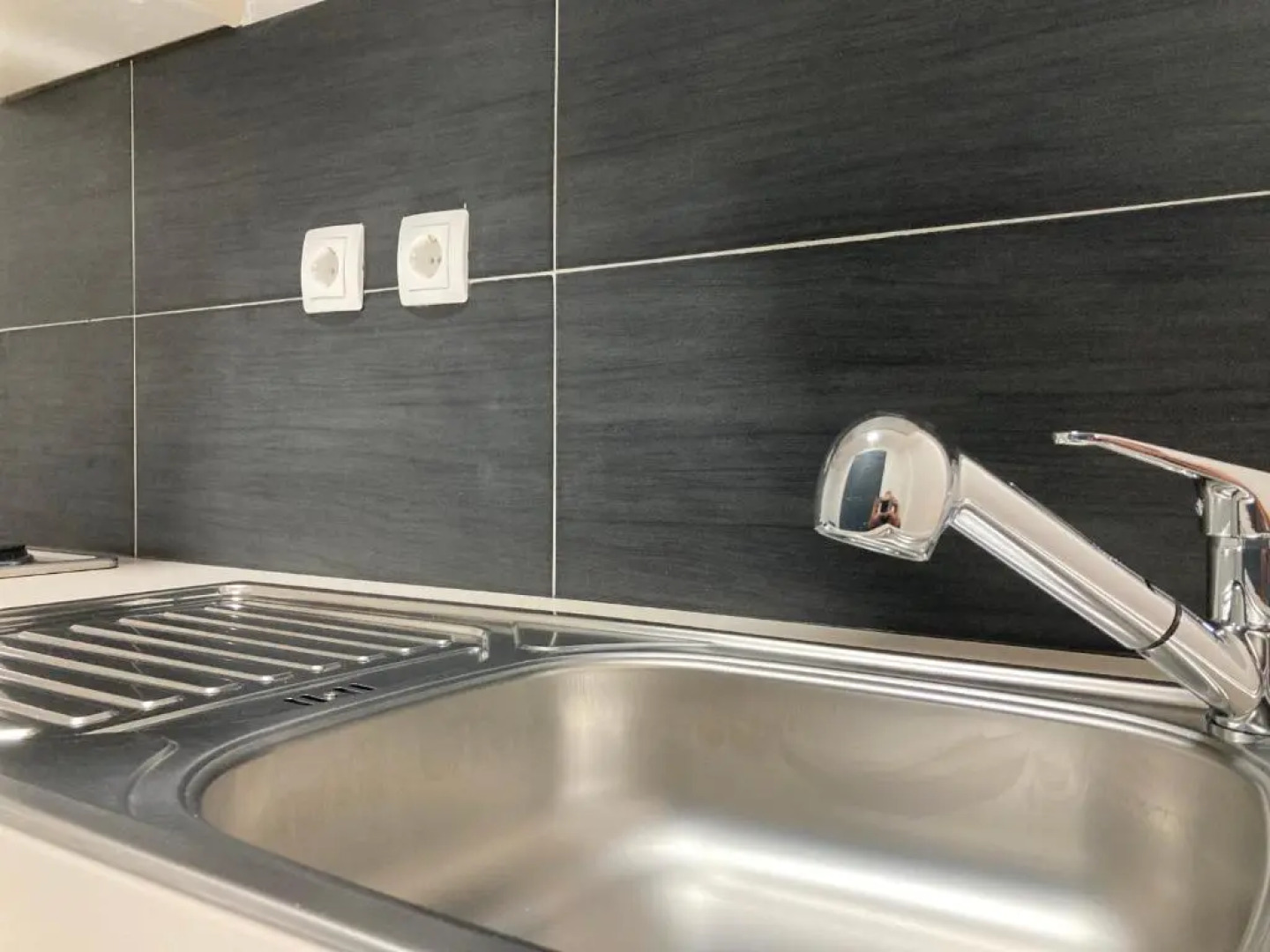 Appartement voll möbliert 20Qm - zum Red Bull Ring 5 Autominuten