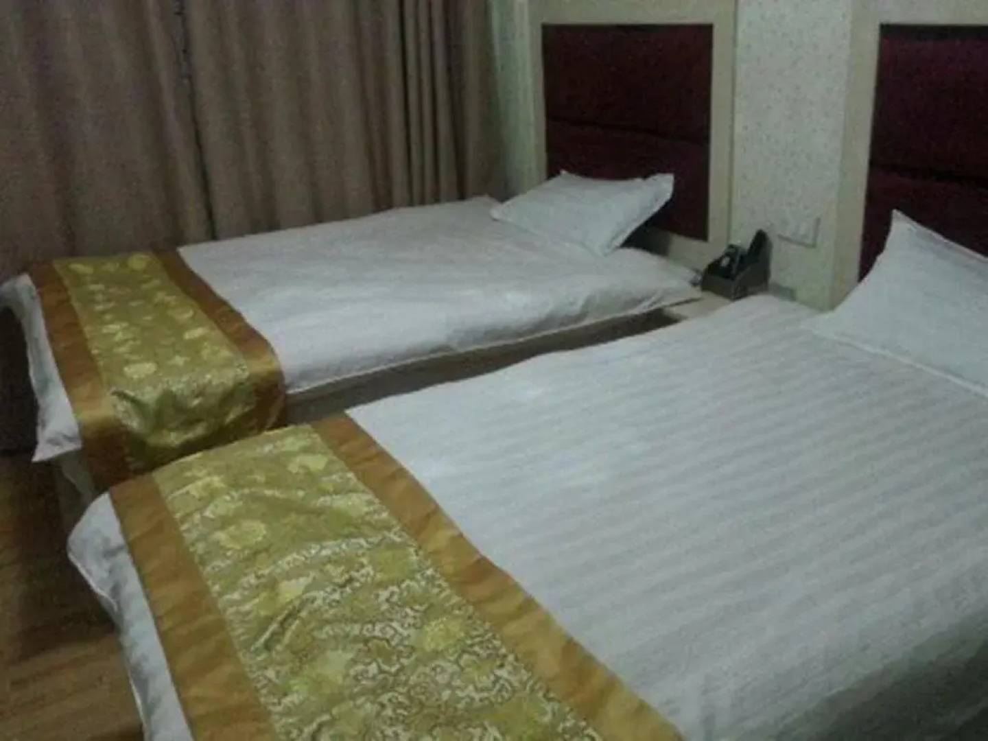 Langzhong Kuixing Business Hotel