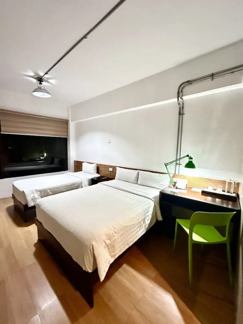 Travelbee Seaside Inn