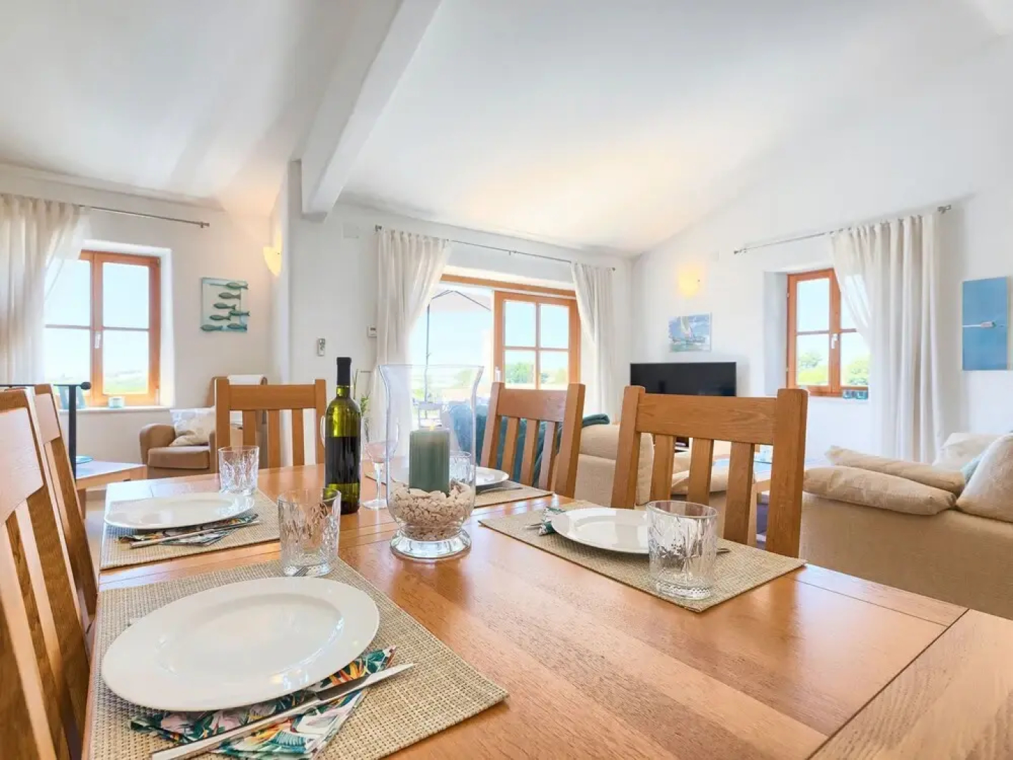 Bibali in Bibali With 3 Bedrooms and 3 Bathrooms