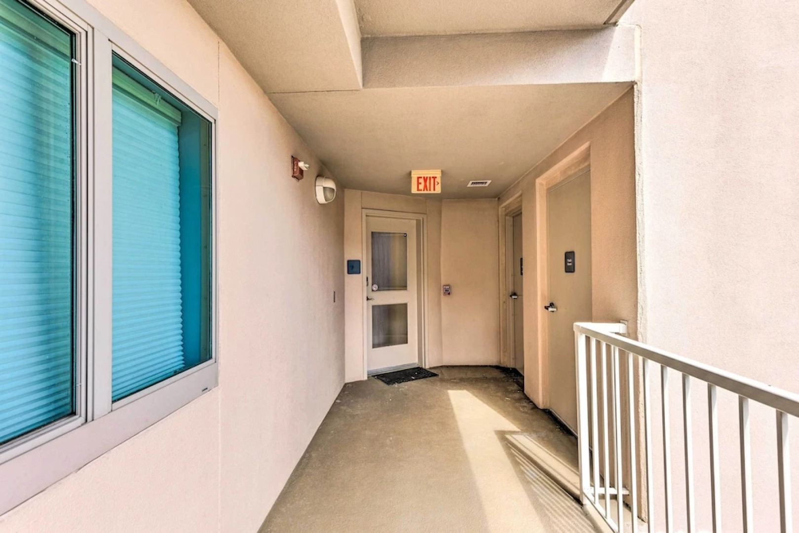 Spacious Biloxi Getaway w/ Pools & Beach Access!