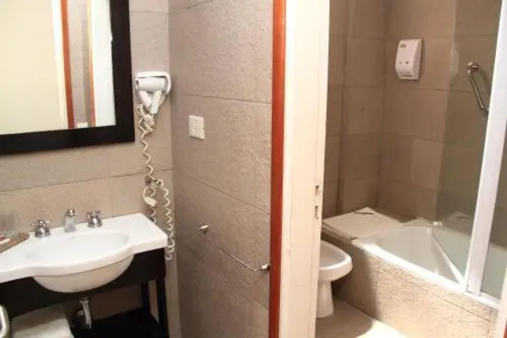 De los Arroyos Apart Hotel