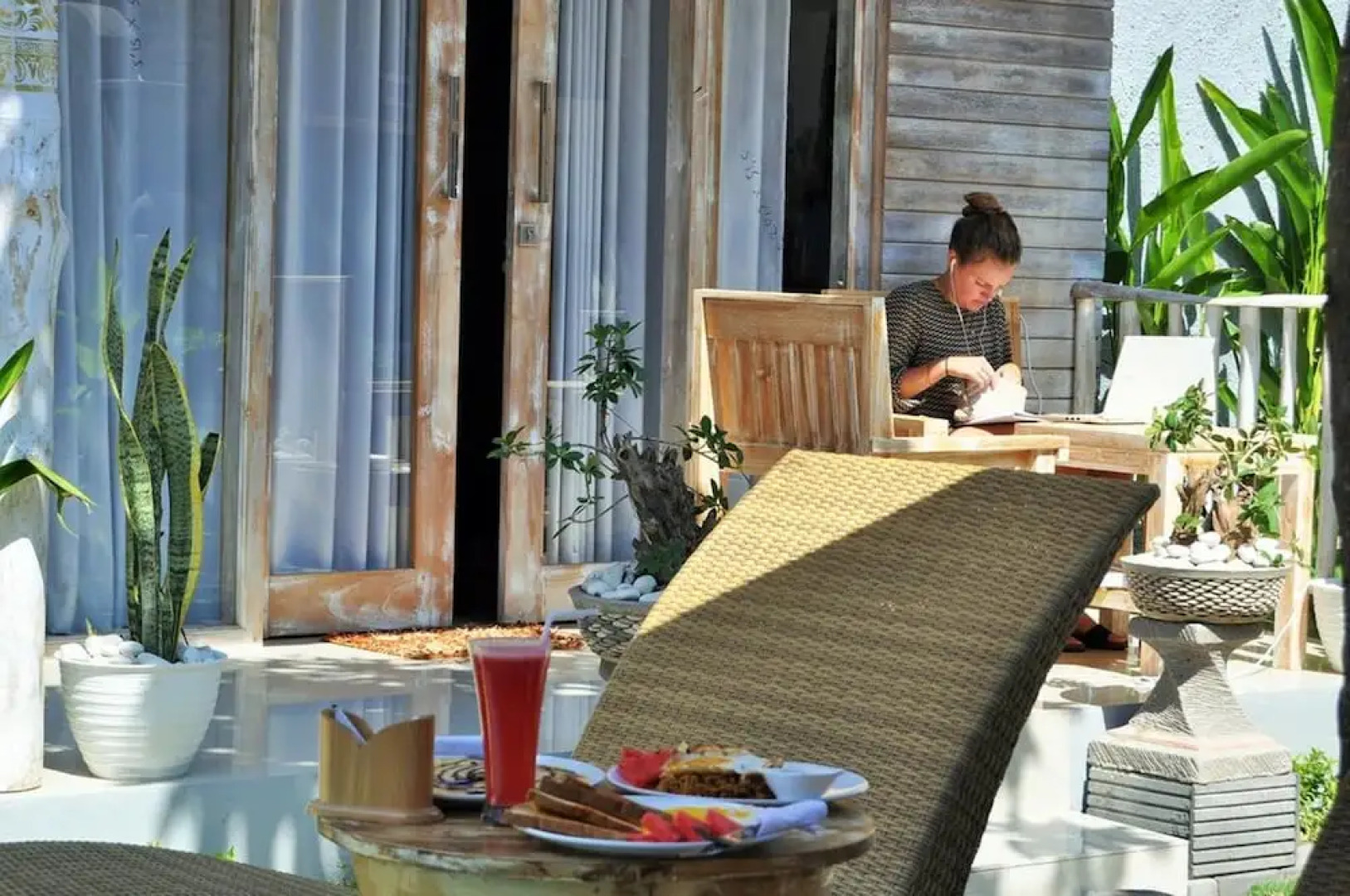 The Box Paradise Bungalow