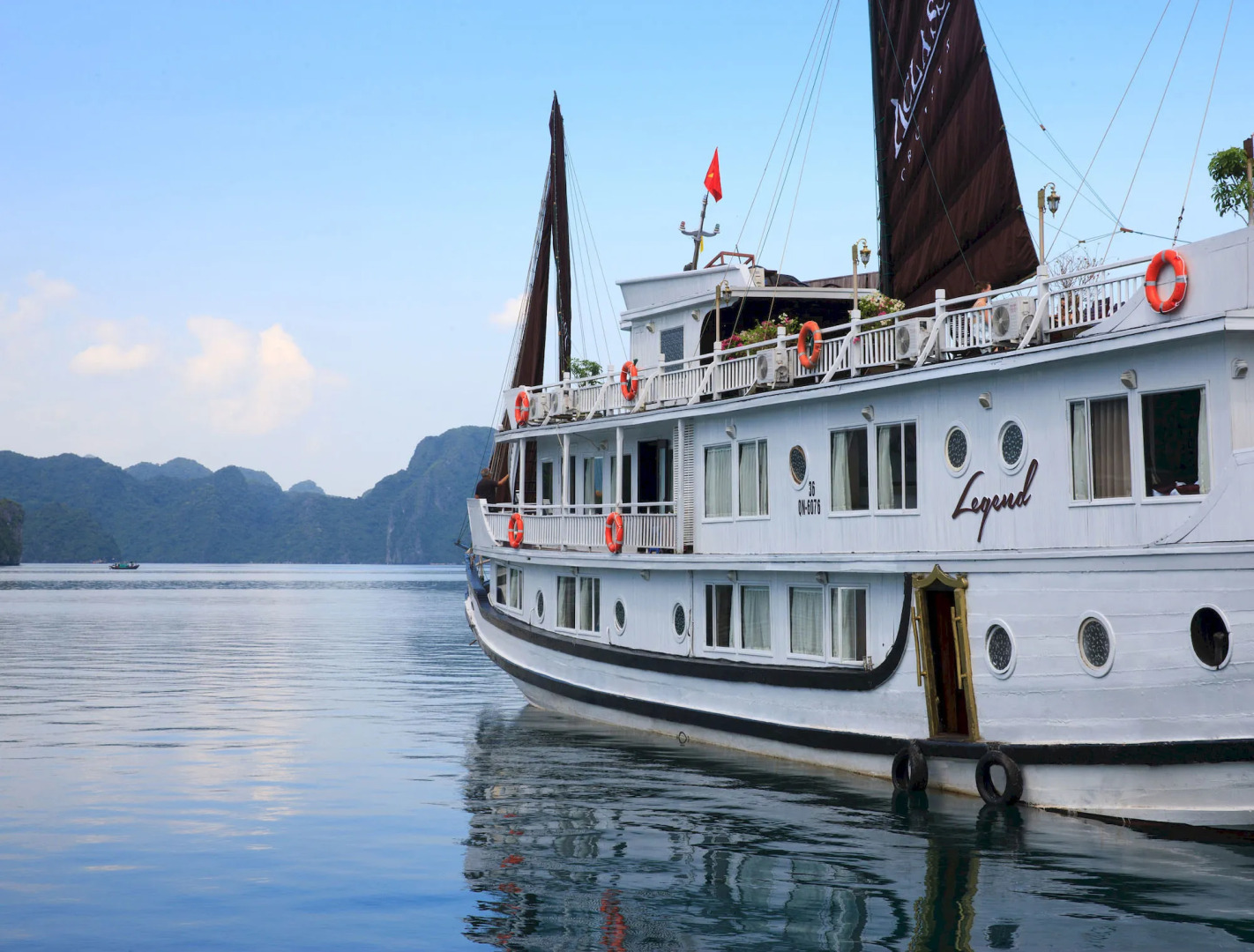 Aclass Legend Cruise Halong Bay