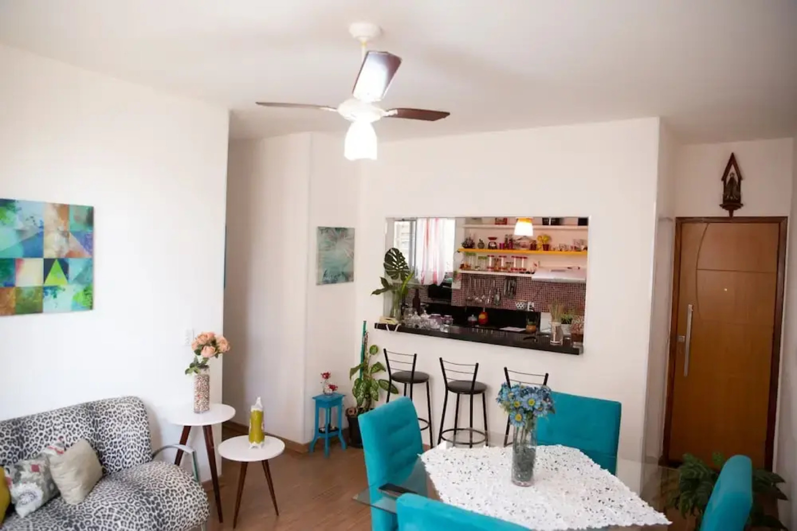 Apto Completo e Confort vel pr Ximo do Aeroporto