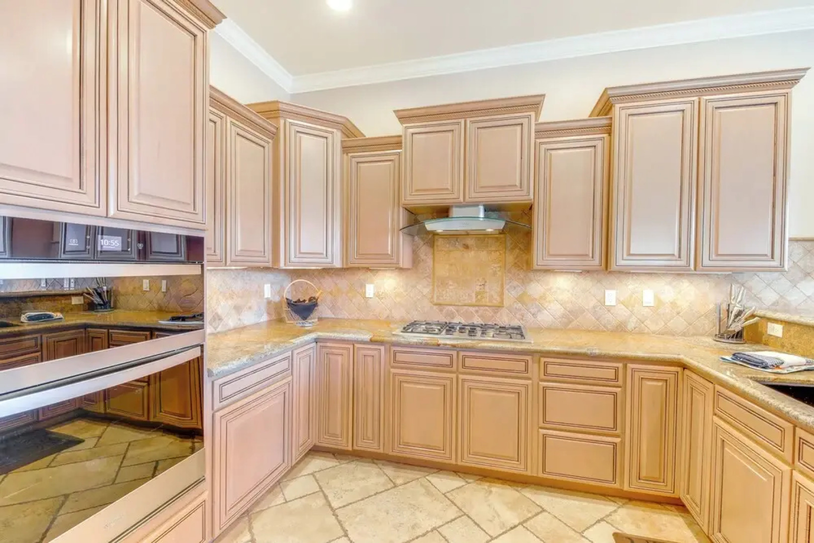 Spacious Luxe Home w/ Lake Access in Fort Mohave!