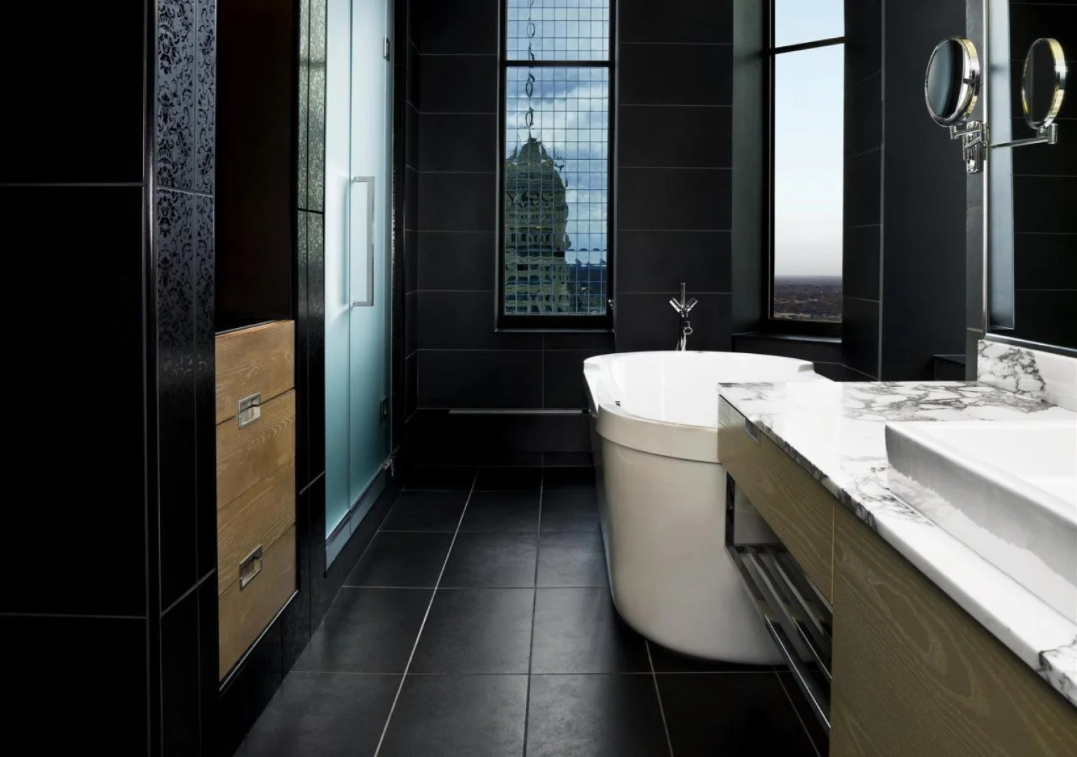 W Minneapolis - The Foshay