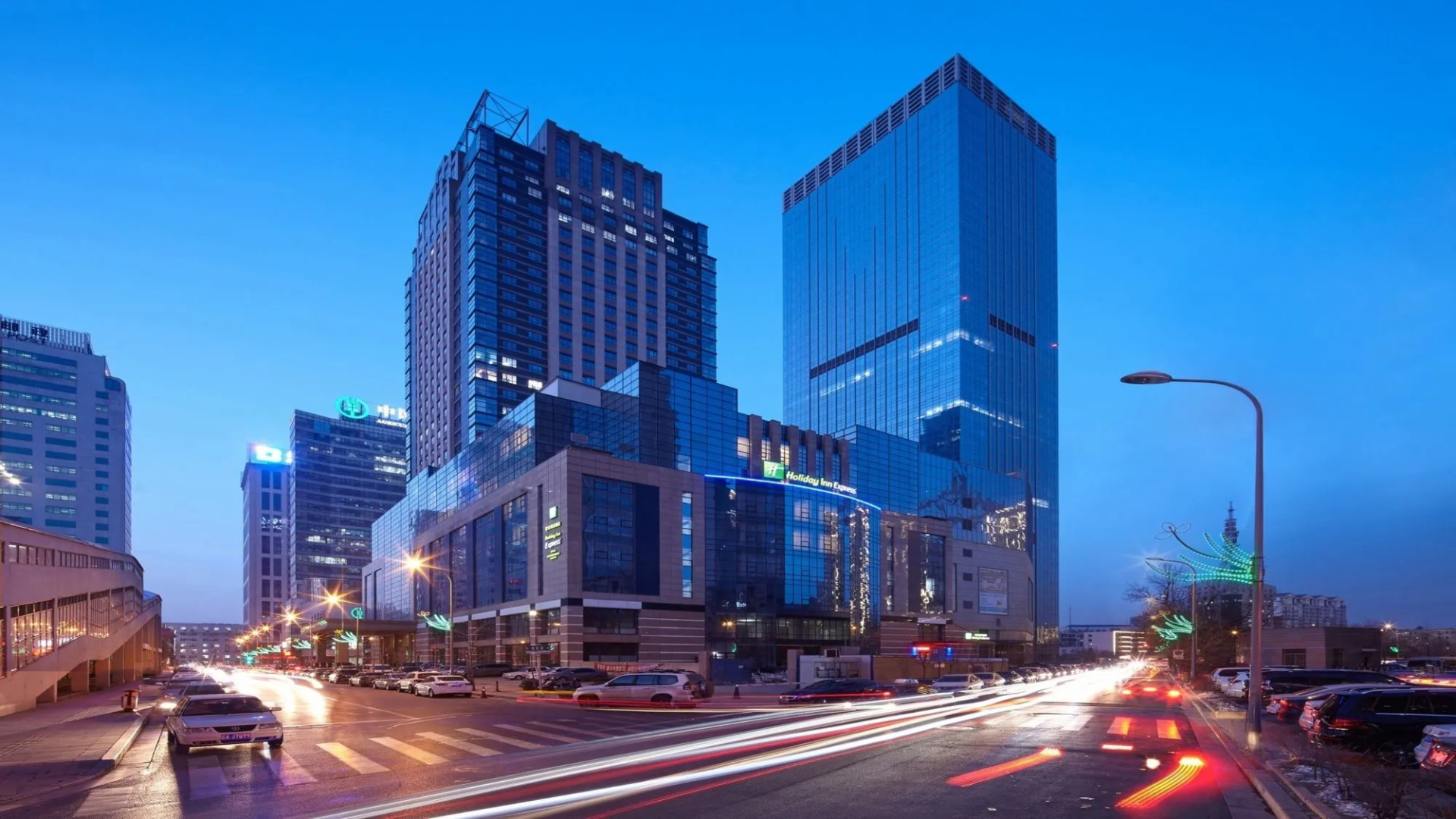 Holiday Inn Express Shenyang North Station by IHG