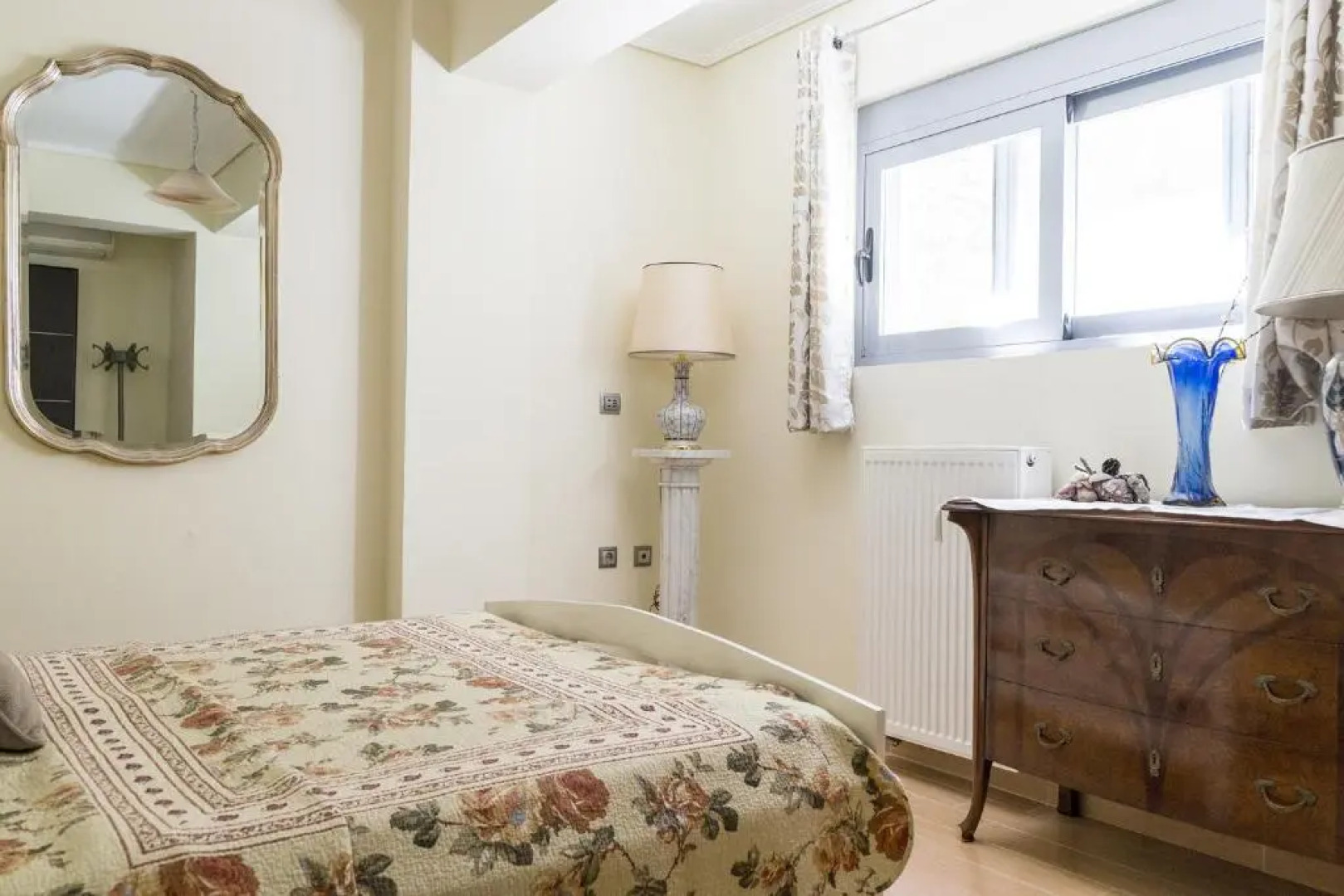 Villa d'Irene-near athens airport , 200 meters from the beach davis