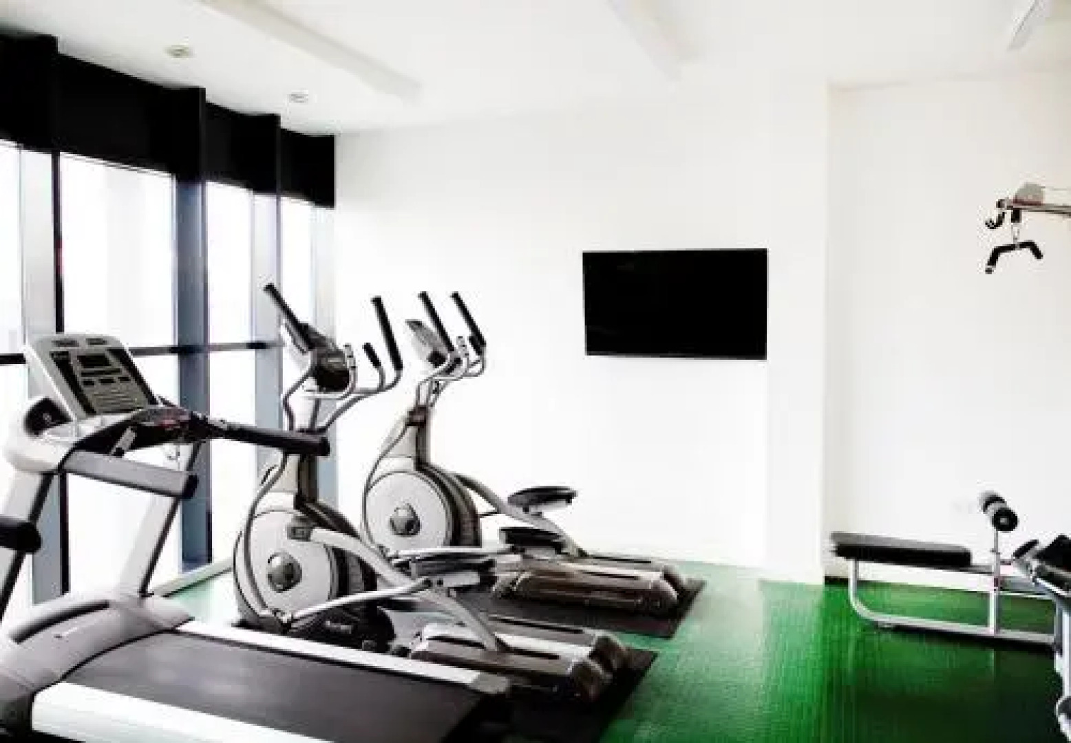 Peace Apartments - Hatbox