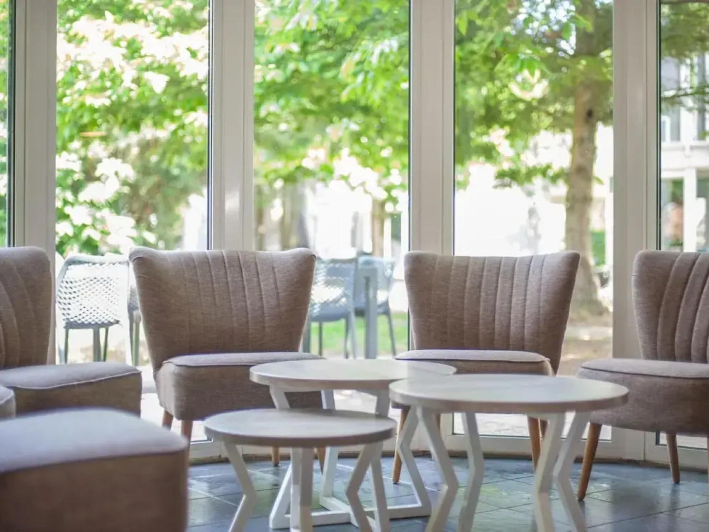 Restyled House with 5 Bathrooms near Vrachelse Heide