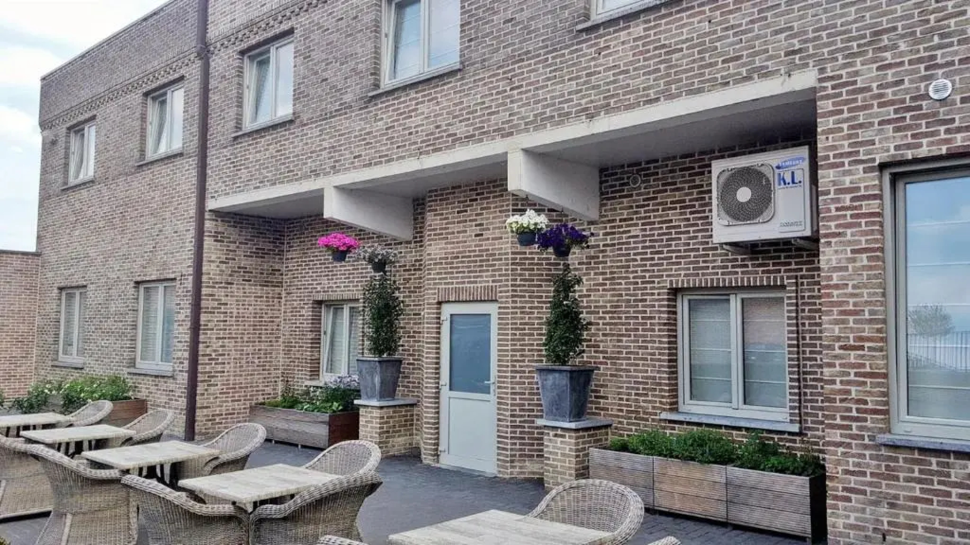 Belrom Hotel