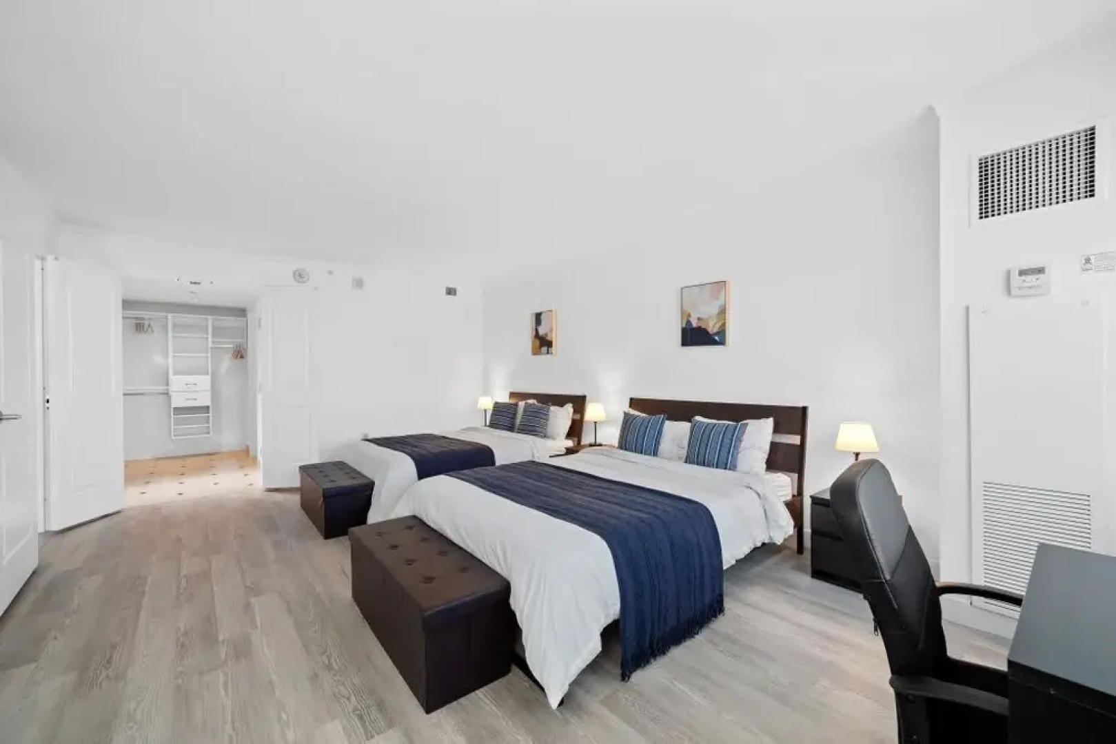 Sleep 6 Bold 1BR 2BA Beachfront Cozysuites