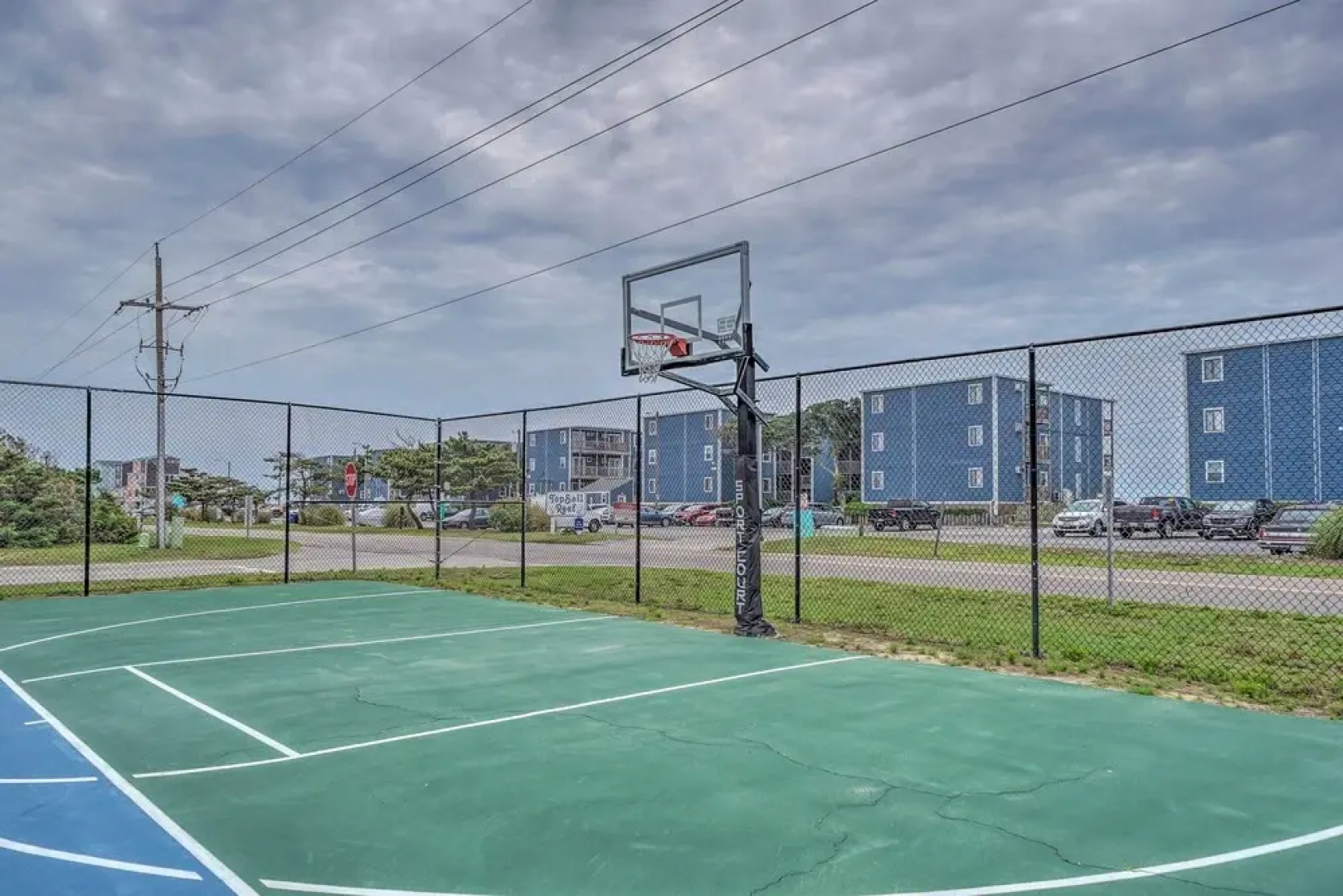 North Topsail Beach Condo w/ Balcony!