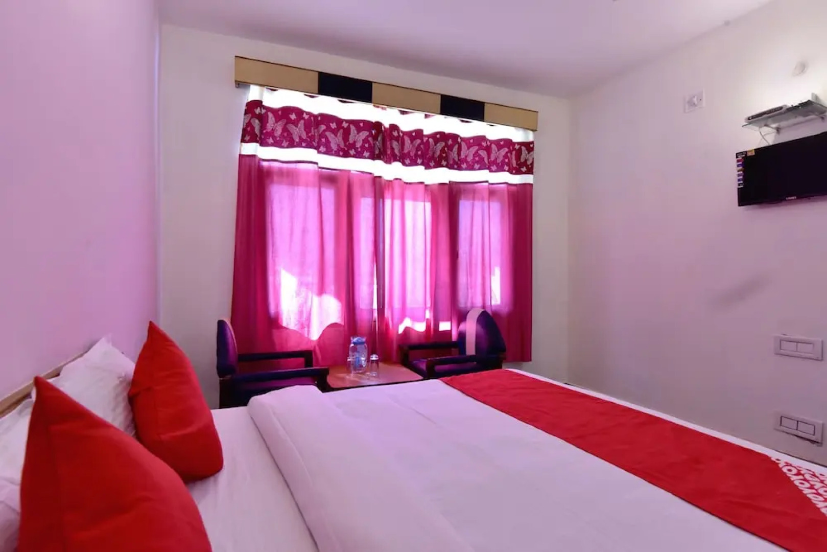 OYO 19152 Silver Face