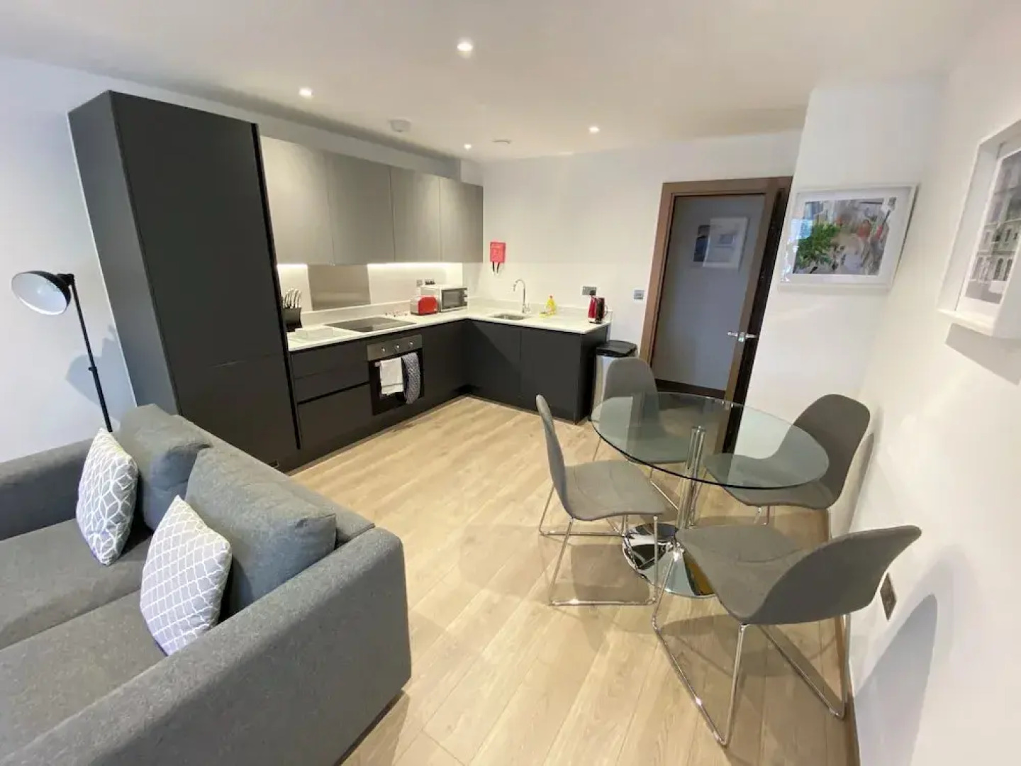 Roomspace Apartments - Harvest Lane