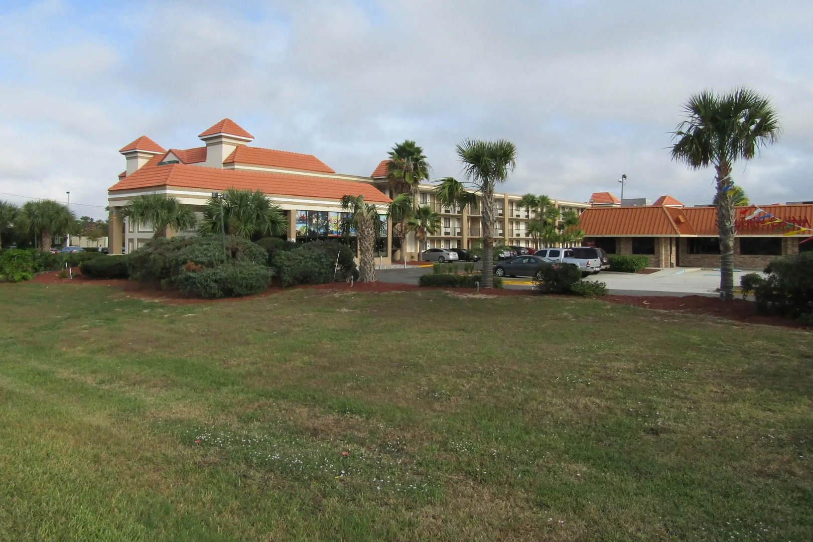 Quality Inn & Suites Kissimmee by The Lake