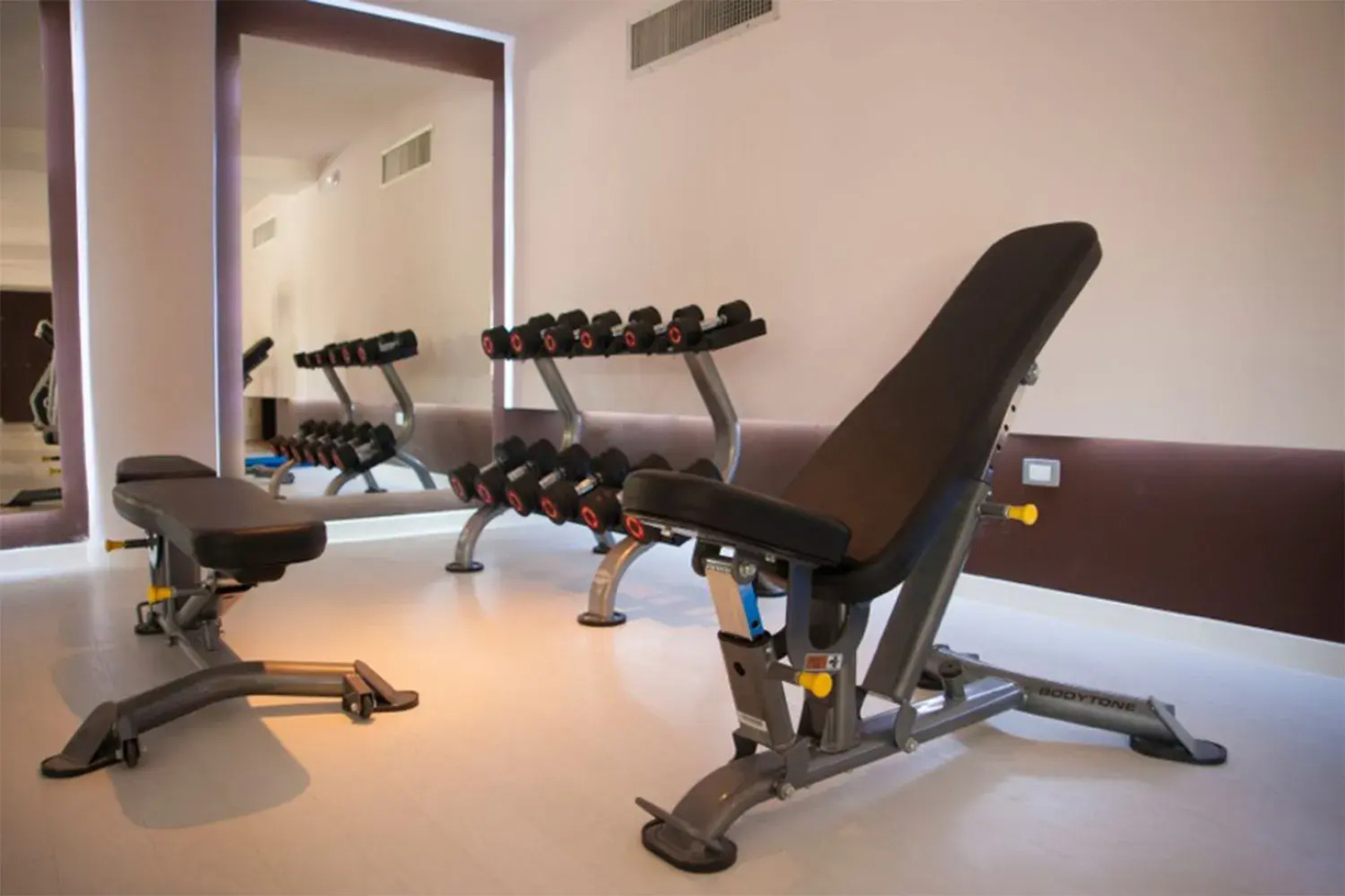 Hesperia Playa el Agua