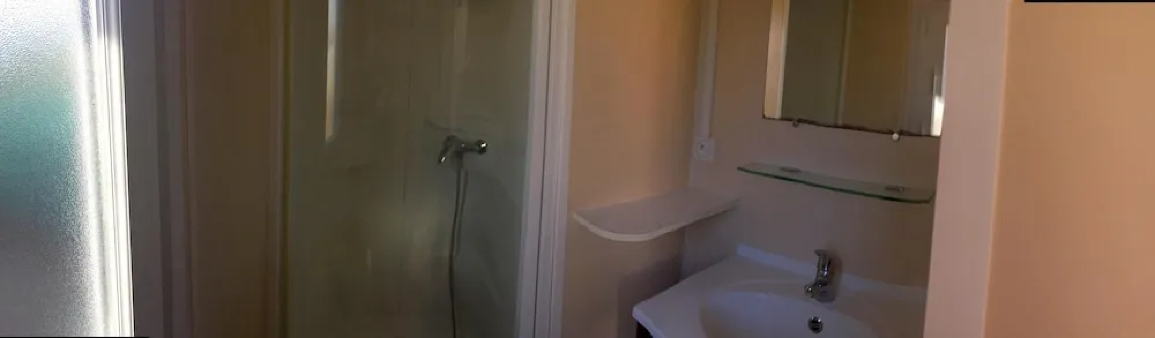 Bungalow With 3 Bedrooms in Vic-la-gardiole, With Shared Pool, Terrace and Wifi - 4 km From the Beach