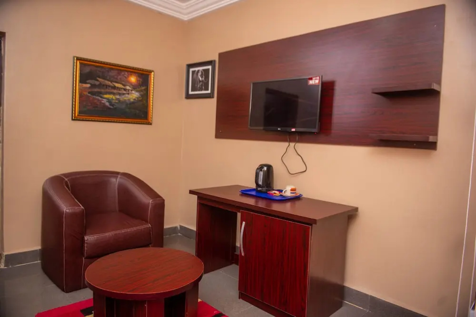 Delano Hotel And Suites