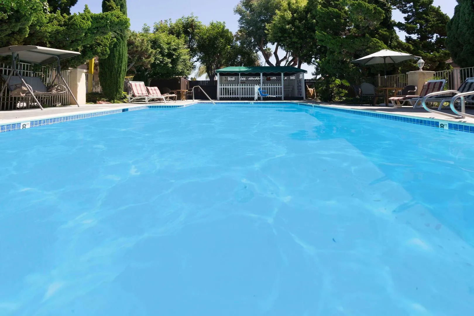 Costa Mesa Inn