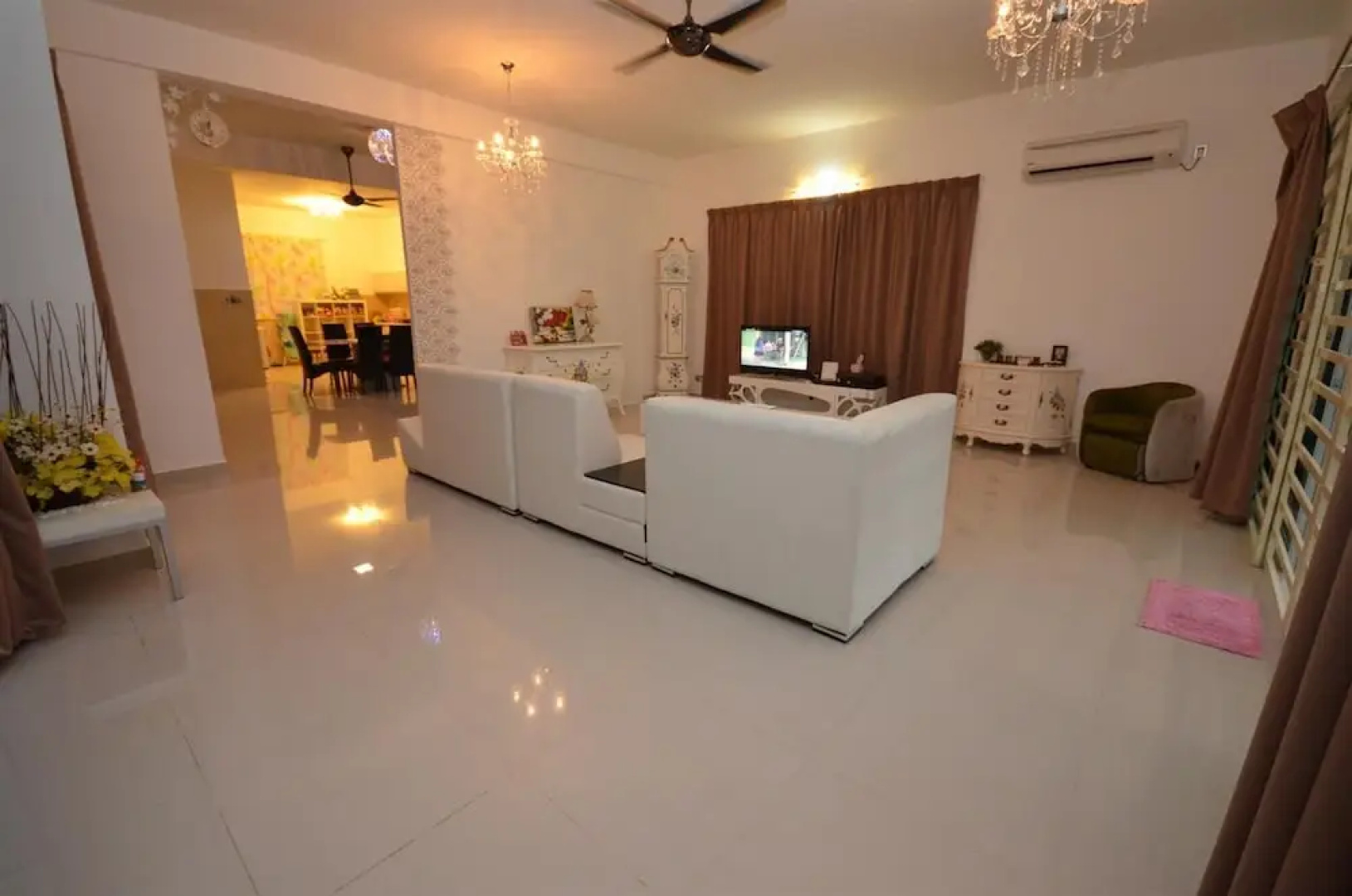 Felicia Home