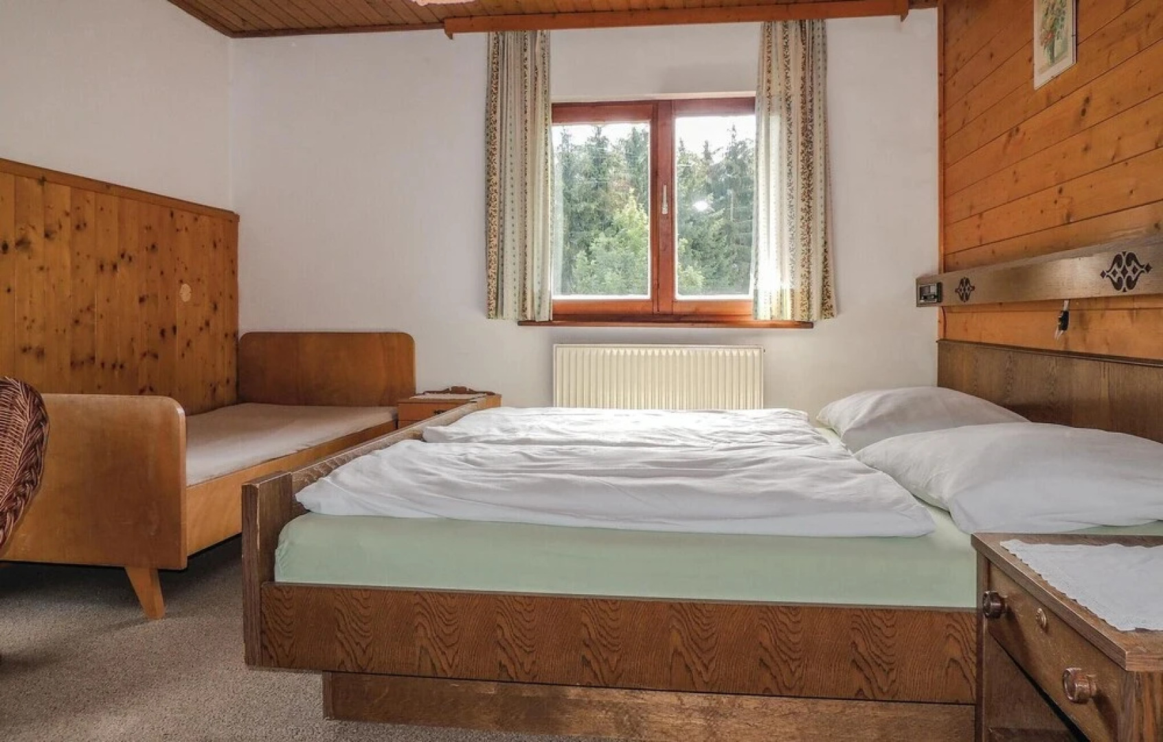 Stunning Home in Hüttschlag With 4 Bedrooms, Sauna and Wifi