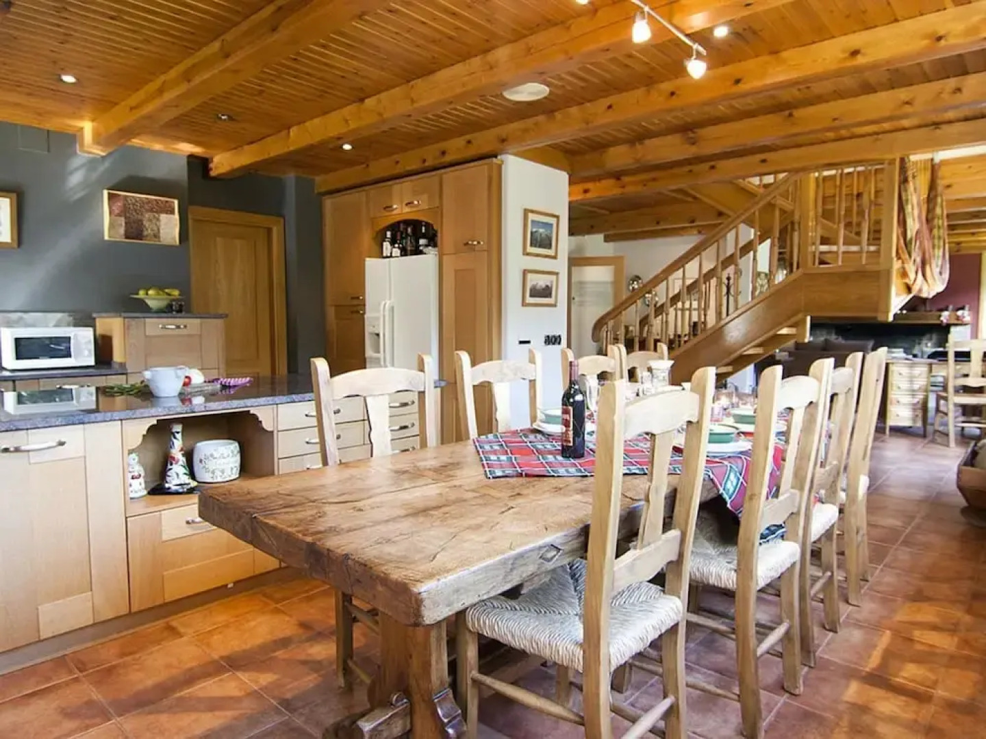 Modern Mansion in Vielha with Sauna & Hot Tub