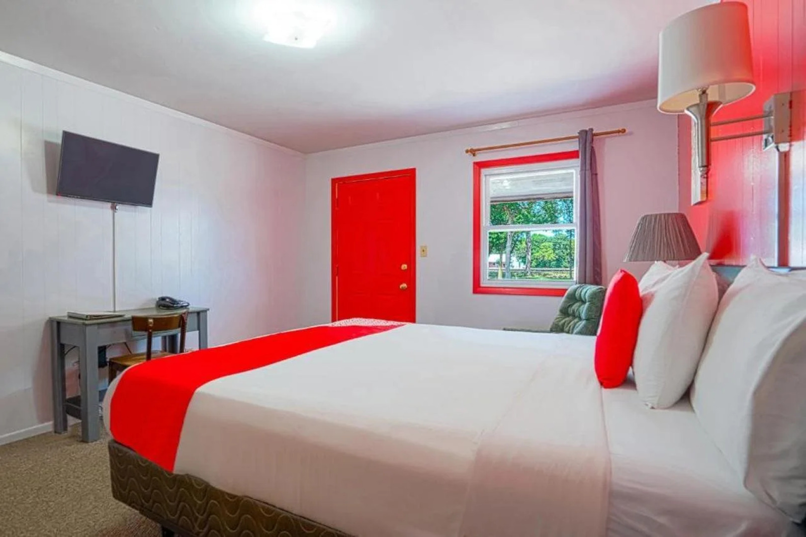 OYO Hotel Lamberton Hwy 14