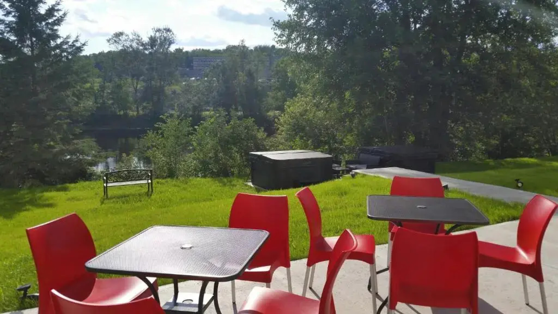 Super 8 Mont Laurier
